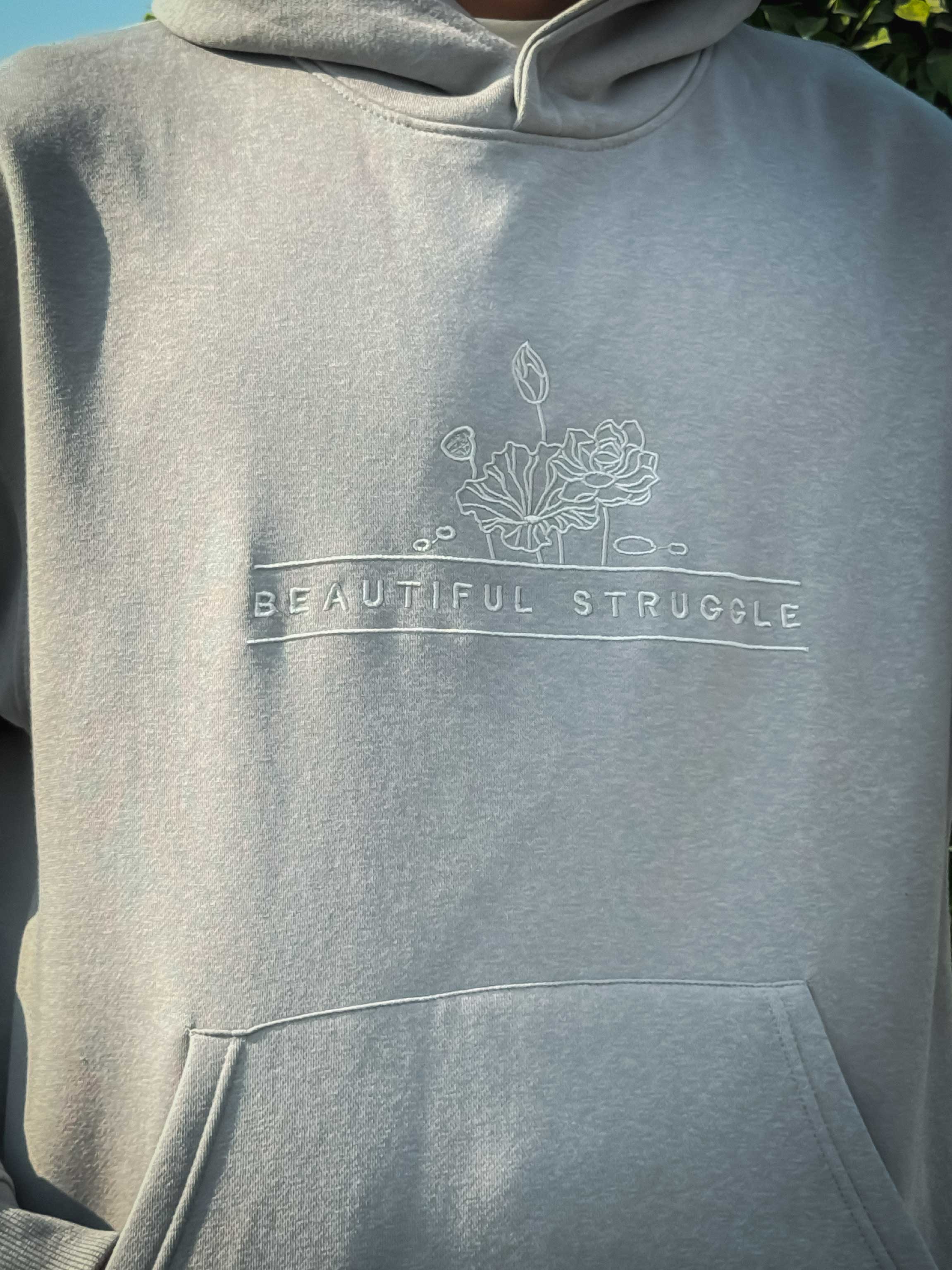 DOWN SHOULDER LIGHT GREY PRINTED HOODIE