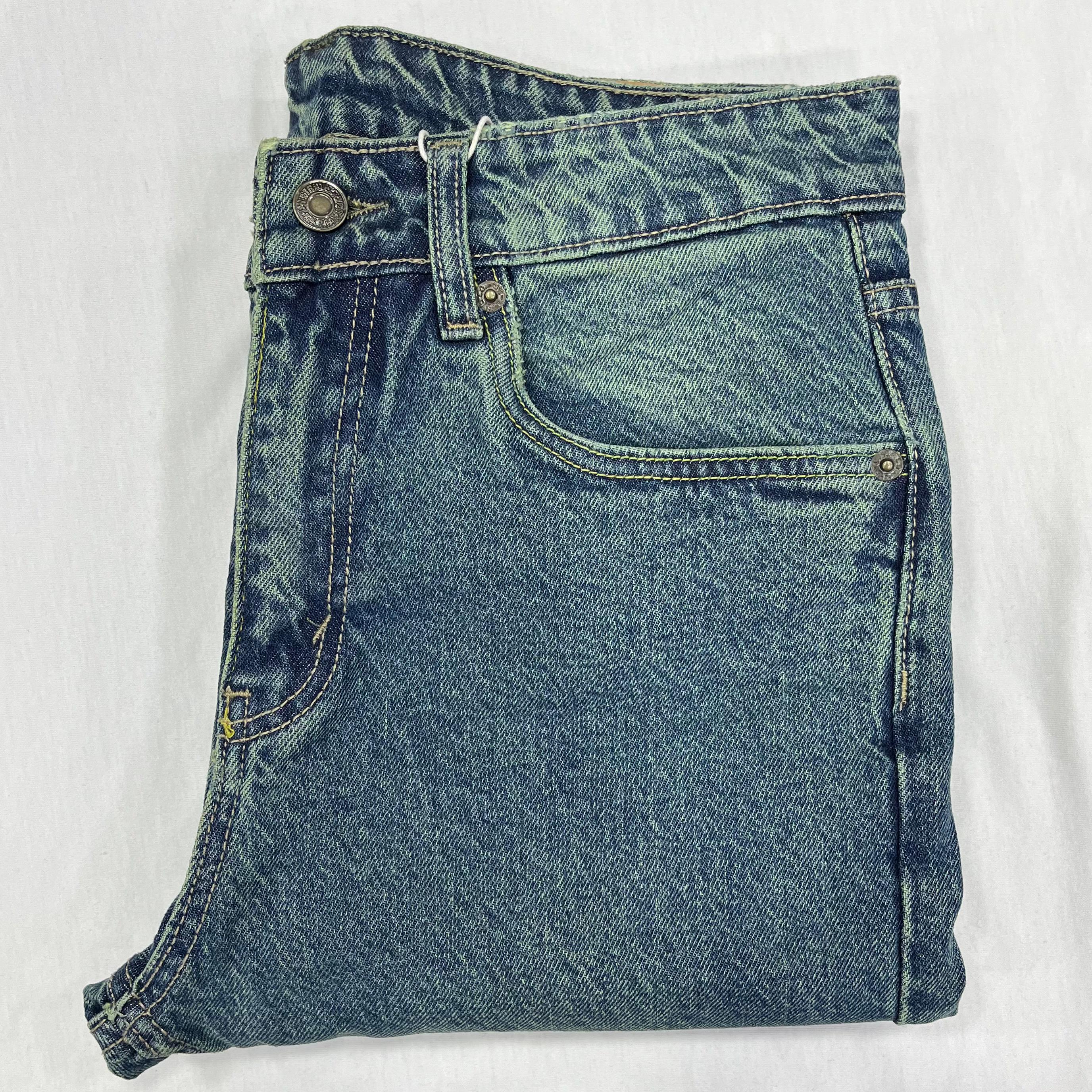 Light Washed Blue Denim Jeans